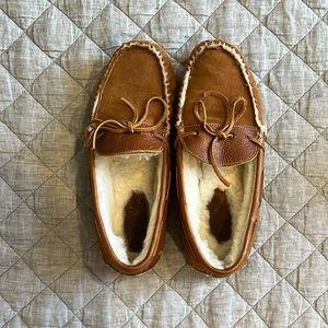 Fleece lined Moccasin Slippers